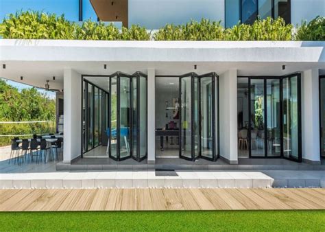 unifold doors